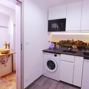 Cozy On Wielopole Street. Apartament