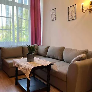 Grodzka / With Balcony Apartament